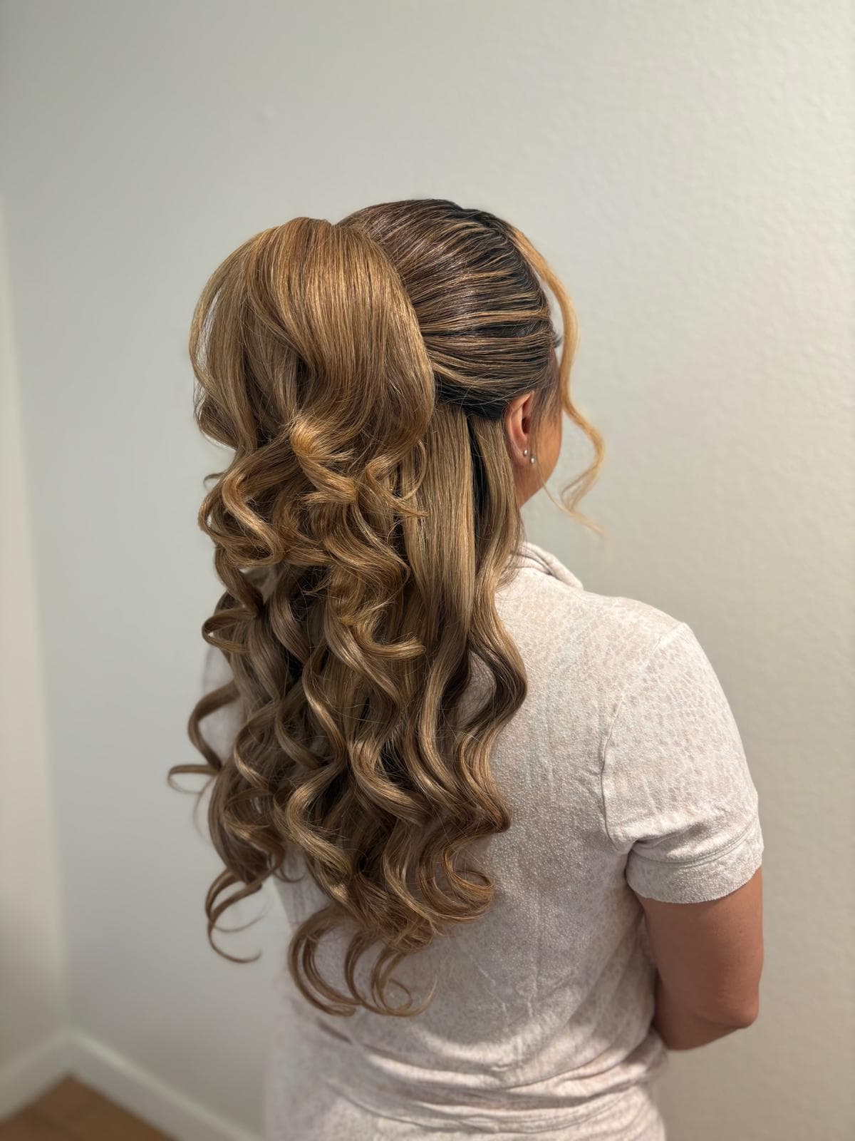 Signature Hairstyling #13