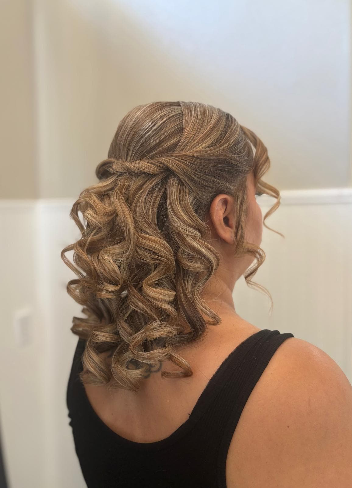 Signature Hairstyling #18
